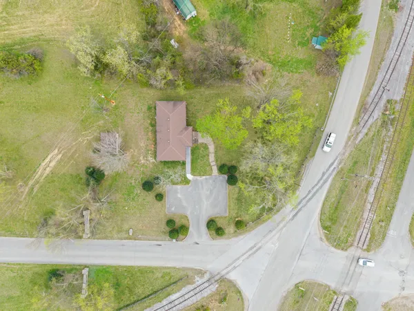 $265,000 | 549 Swan Avenue, Hohenwald, TN 38462