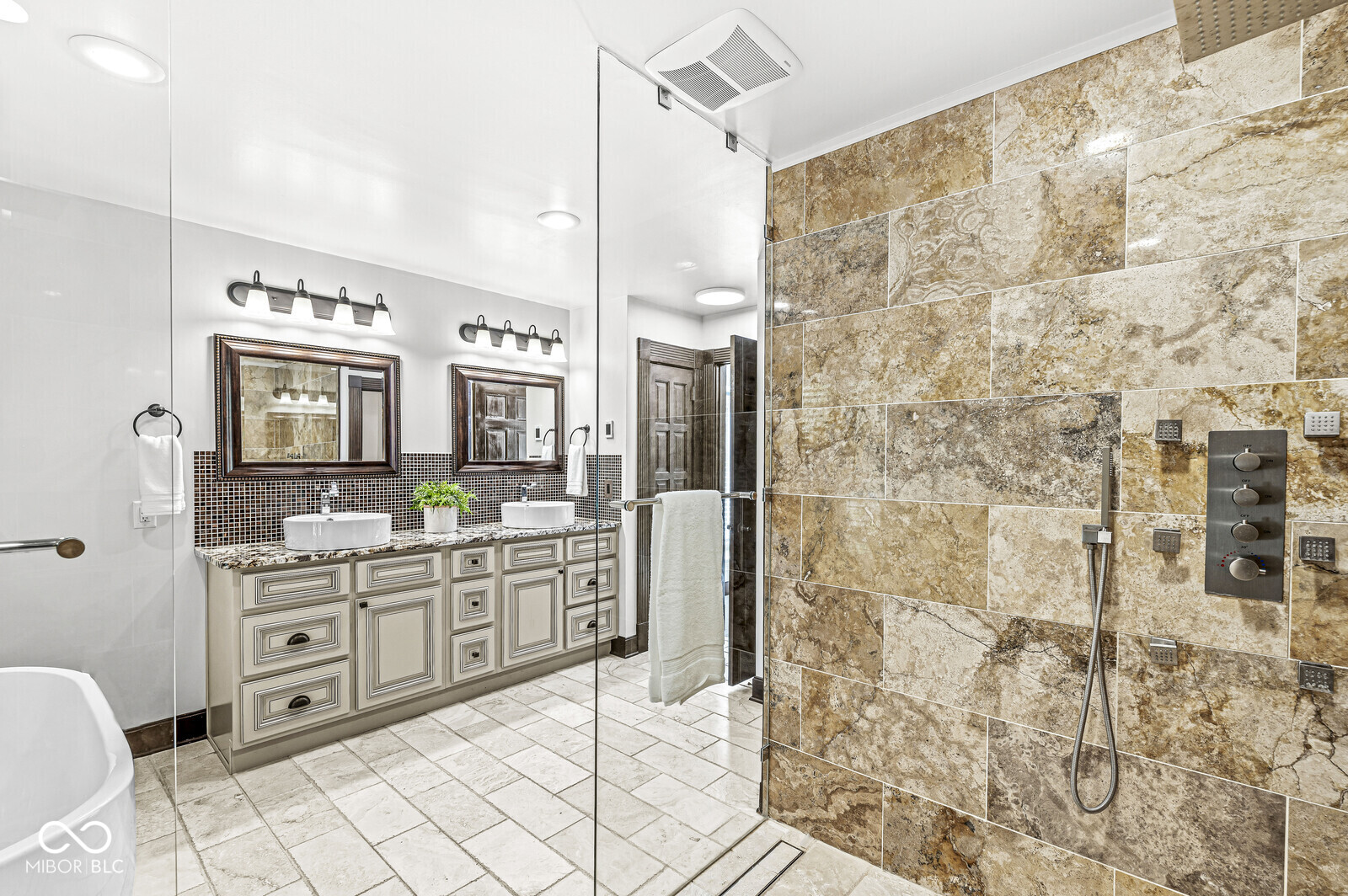 7980 Conarroe Road Indianapolis, IN 46278 - Photo 29 of 66 Gallery Image 29