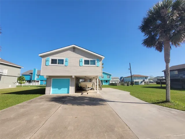 $2,000 | 16607 Henry Morgan Road, Jamaica Beach, TX 77554