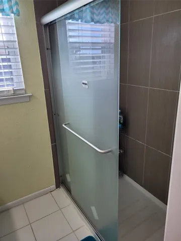 $2,000 | 16607 Henry Morgan Road, Jamaica Beach, TX 77554