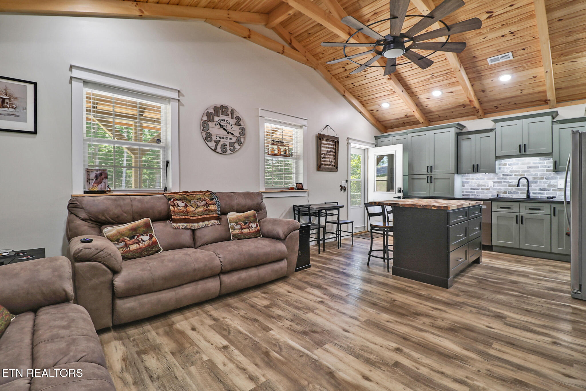 757 Rockview Road Jamestown, TN 38556 - Photo 20 of 45 kit/LR