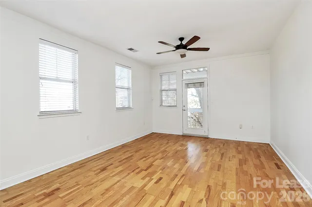 $2,050 | 558 Oakland Avenue, Charlotte, NC 28204