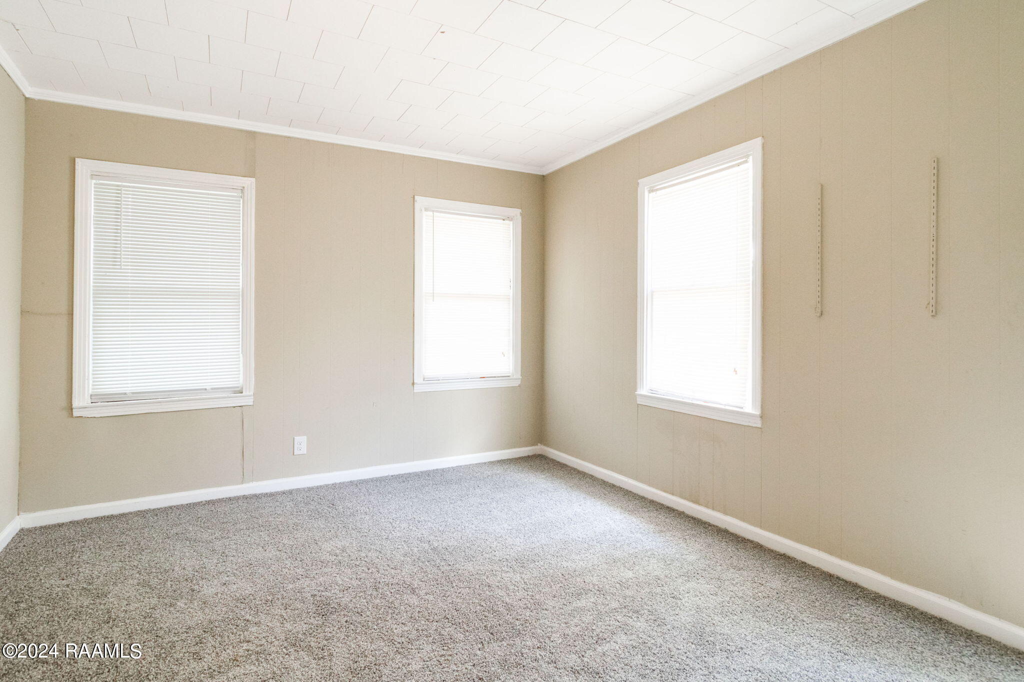 707 2nd Street Rayne, LA 70578 - Photo 11 of 15 12-web-or-mls-707 2nd Street-12
