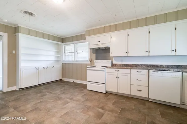 $120,000 | 707 2nd Street, Rayne, LA 70578