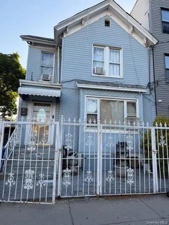 $899,000 | 270 Linwood Street | Highland Park