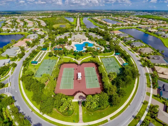 $799,900 | 11454 Southwest Fieldstone Way, Port St. Lucie, FL 34987