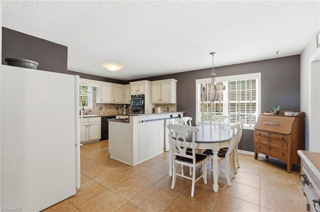 169 Ben Smith Road Kernersville, NC 27284 - Photo 11 of 49