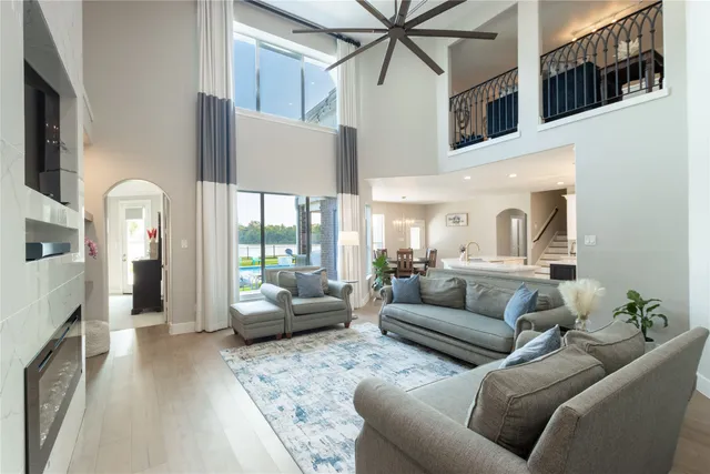 $850,000 | 3811 Lakeridge Canyon Drive, Sugar Land, TX 77498