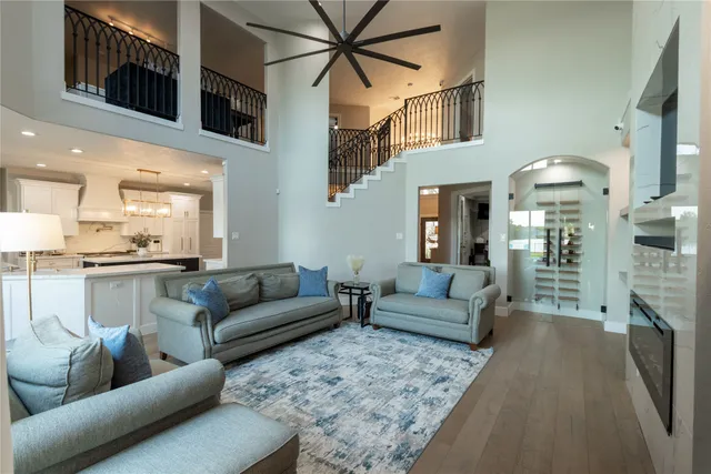 $850,000 | 3811 Lakeridge Canyon Drive, Sugar Land, TX 77498