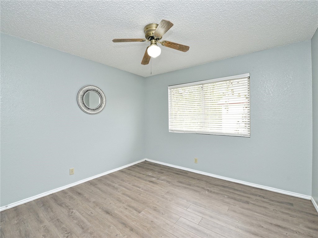 5809 Spring Meadow Road, Unit B Austin, TX 78744 - Photo 13 of 15