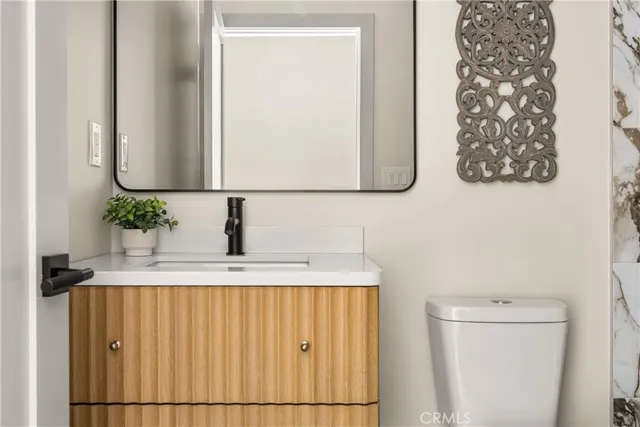 $1,390,000 | 3635 Conquista Avenue, Long Beach, CA 90808