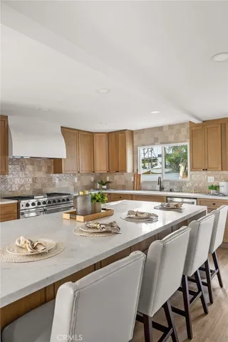 $1,390,000 | 3635 Conquista Avenue, Long Beach, CA 90808