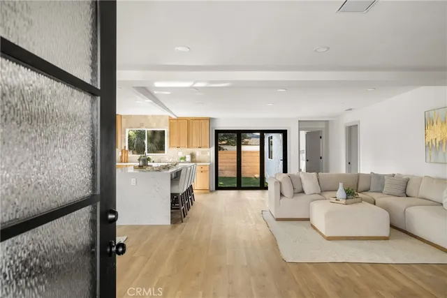 $1,390,000 | 3635 Conquista Avenue, Long Beach, CA 90808