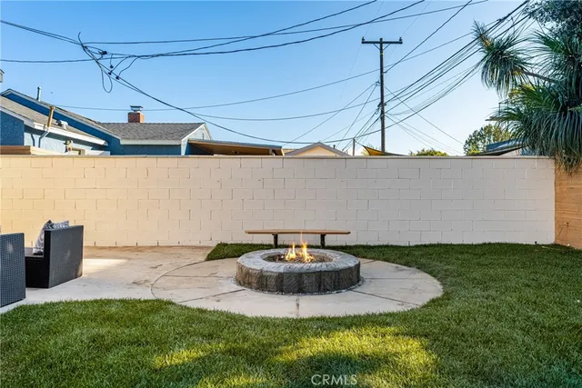 $1,390,000 | 3635 Conquista Avenue, Long Beach, CA 90808