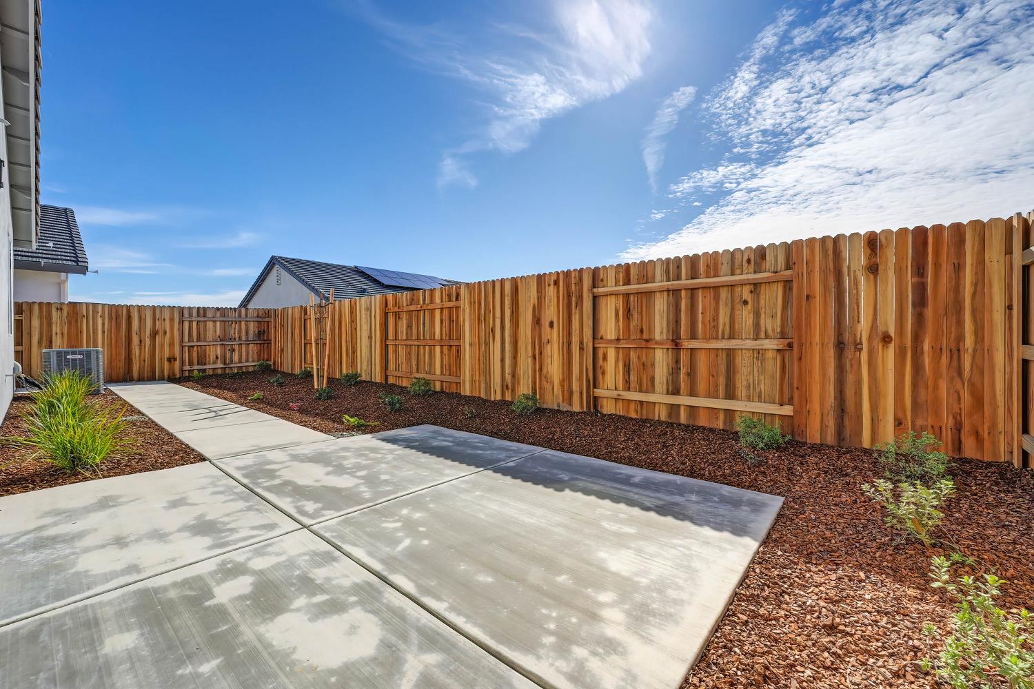 1128 Mallory Ridge Street Roseville, CA 95747 - Photo 8 of 14