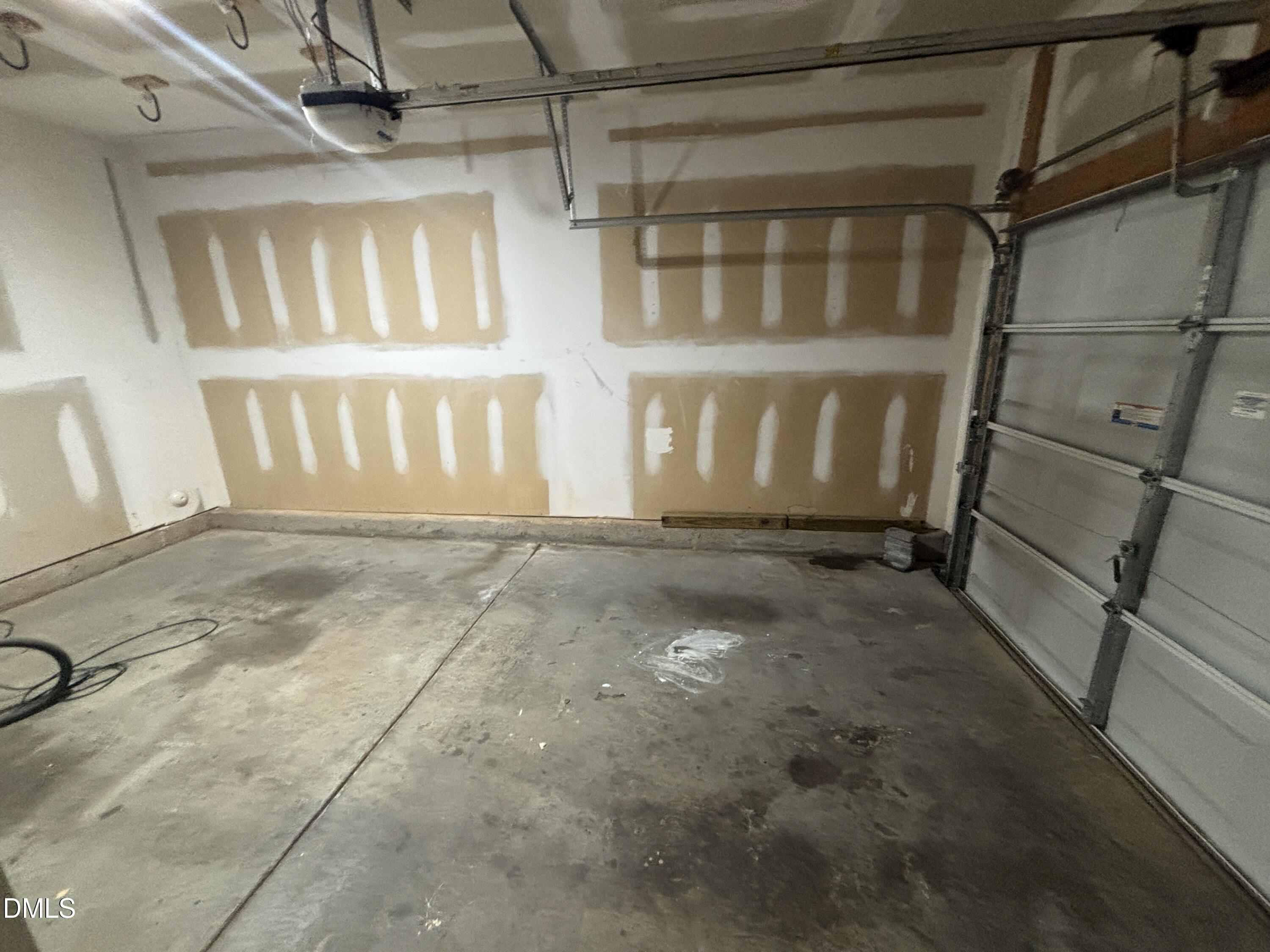 7252 Corvette Court Raleigh, NC 27613 - Photo 13 of 62 20260623_173648784_iOS