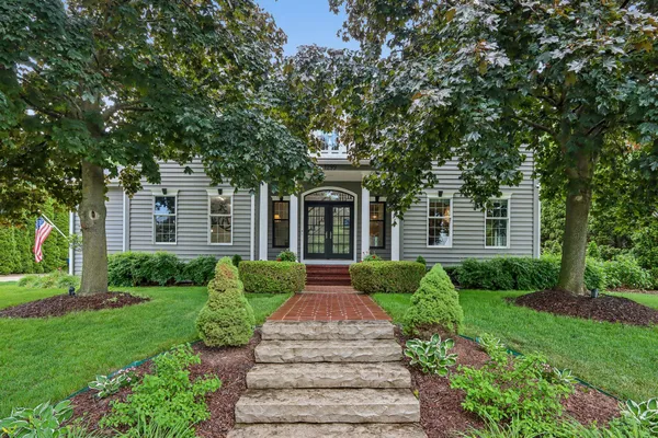 $1,150,000 | 1299 Creekside Lane, Grafton, WI 53024