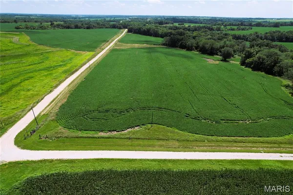 $949,000 | 46613 Winter Road, Browning, MO 64630