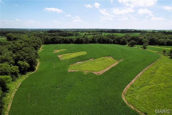 $949,000 | 46613 Winter Road, Browning, MO 64630