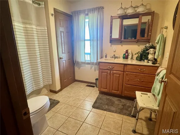 $949,000 | 46613 Winter Road, Browning, MO 64630
