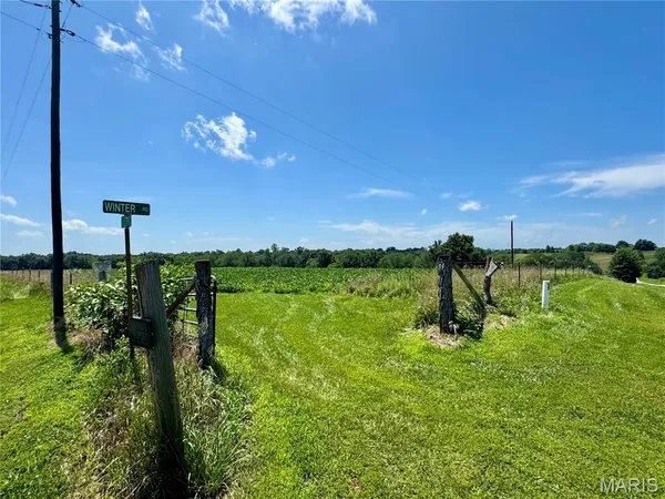 $949,000 | 46613 Winter Road, Browning, MO 64630