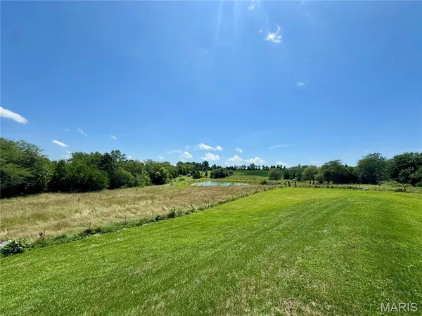 $949,000 | 46613 Winter Road, Browning, MO 64630