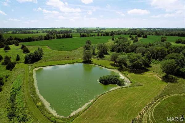 $949,000 | 46613 Winter Road, Browning, MO 64630