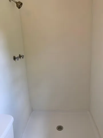 $1,600 | 205 Pinewood Drive, Summerville, SC 29483