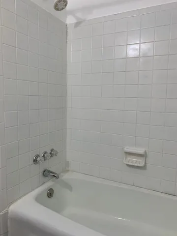 $1,600 | 205 Pinewood Drive, Summerville, SC 29483