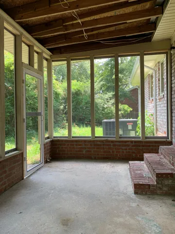 $1,600 | 205 Pinewood Drive, Summerville, SC 29483