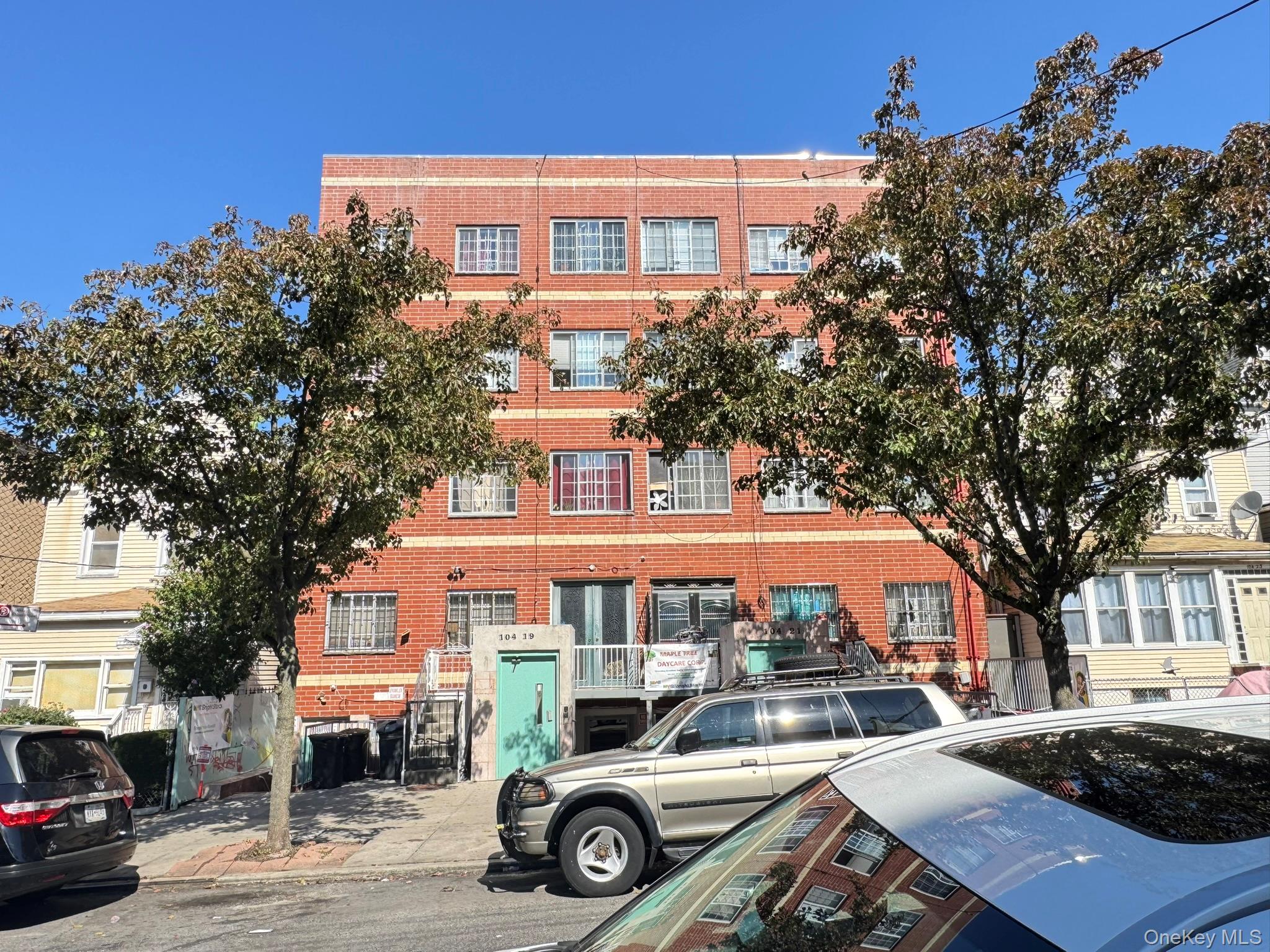 a car parked in front of a building