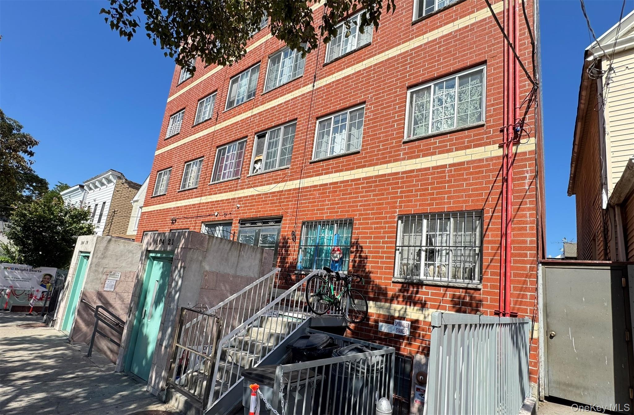 104-21 39th Avenue, Unit 211C Queens, NY 11368 - Photo 2 of 15