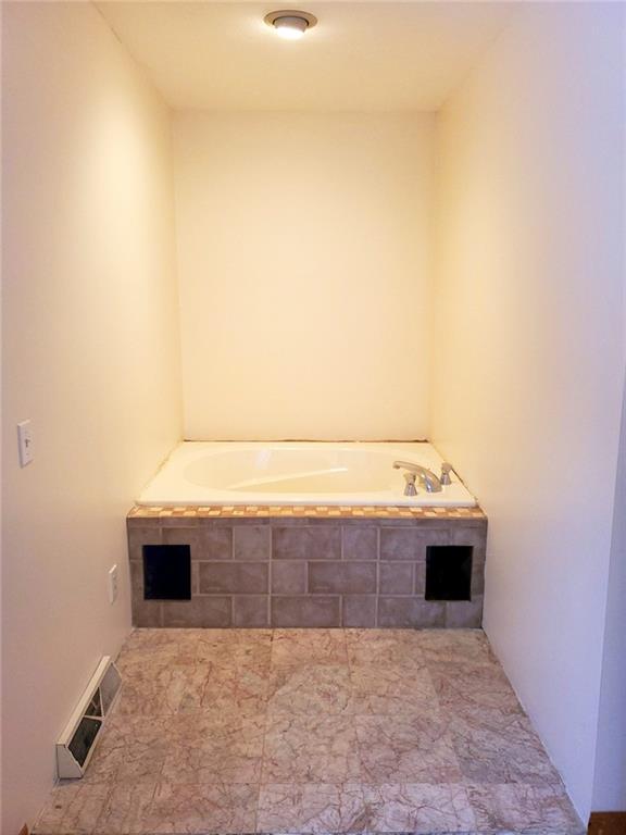 213 Decatur Drive Butler, PA 16002 - Photo 11 of 22