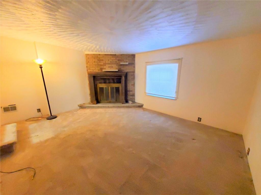 213 Decatur Drive Butler, PA 16002 - Photo 5 of 22