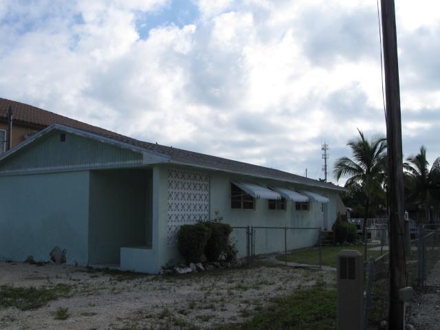 241 Upper Matecumbe Road Key Largo, FL 33037 - Photo 2 of 4 side