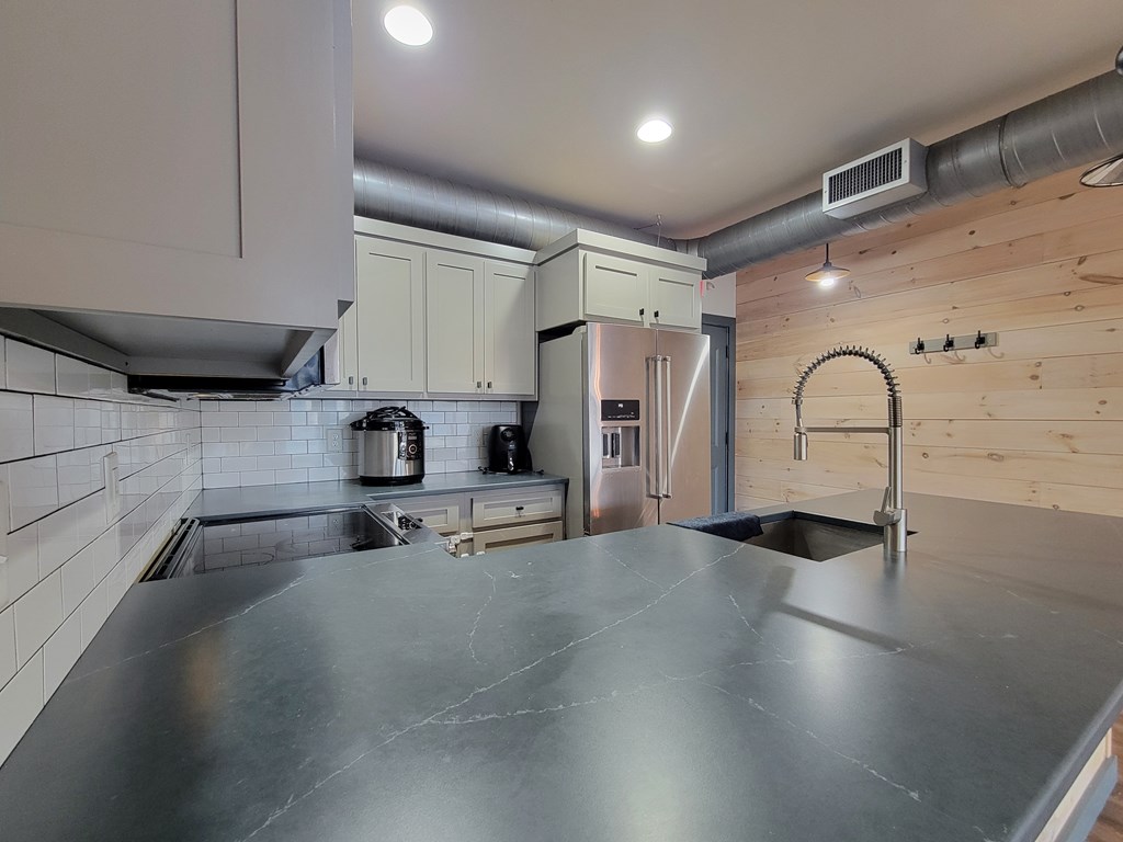 550 East Main Street, Unit 2 Blue Ridge, GA 30513 - Photo 12 of 41