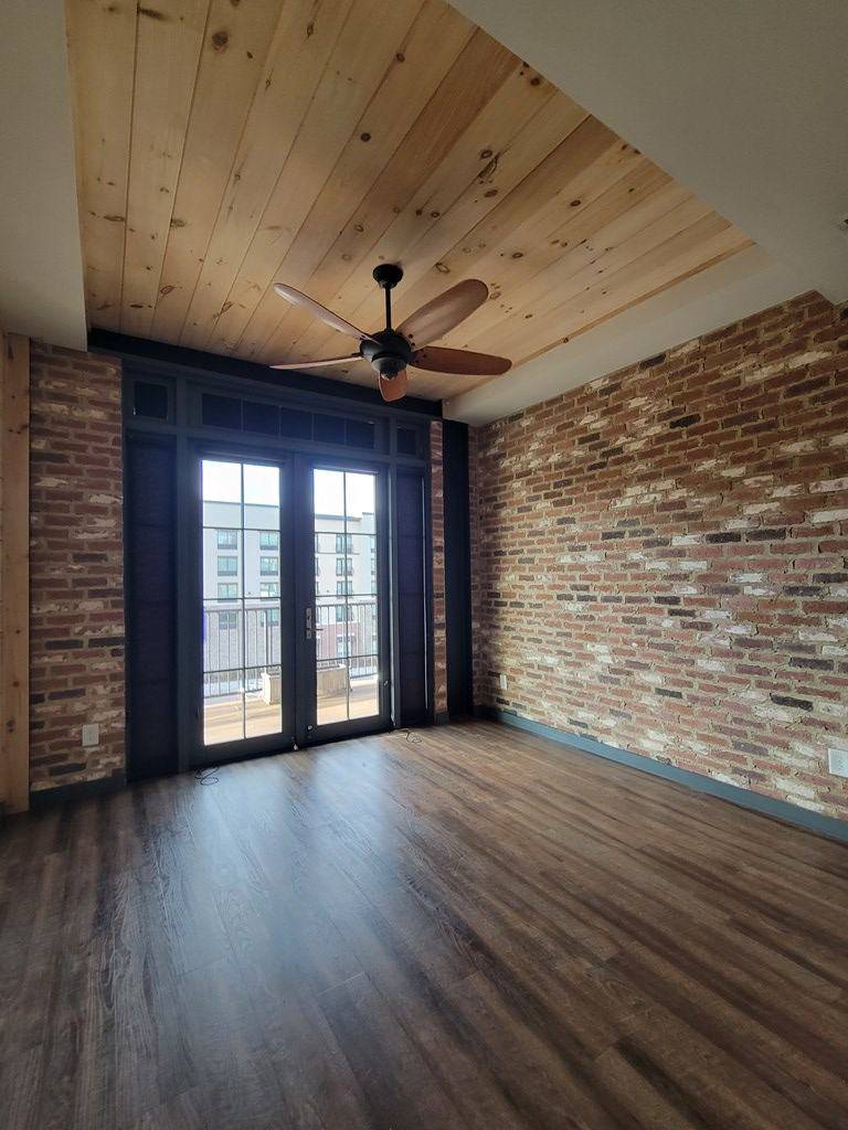 550 East Main Street, Unit 2 Blue Ridge, GA 30513 - Photo 22 of 41