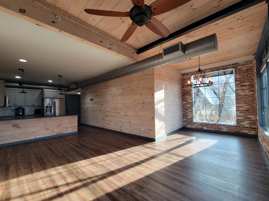 550 East Main Street, Unit 2 Blue Ridge, GA 30513 - Photo 31 of 41