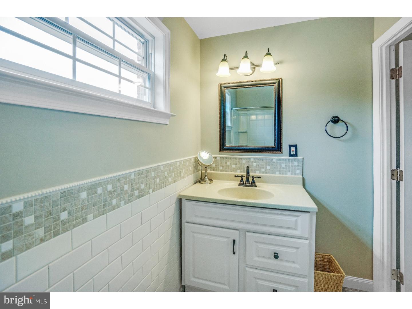 716 Millwood Road Philadelphia, PA 19115 - Photo 20 of 25 Gallery Image 20