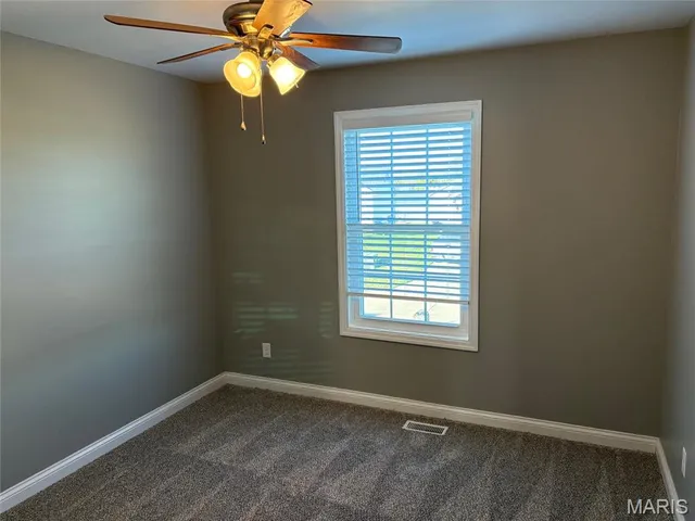 $2,000 | 434 Honeysuckle Creek Drive, Wentzville, MO 63385