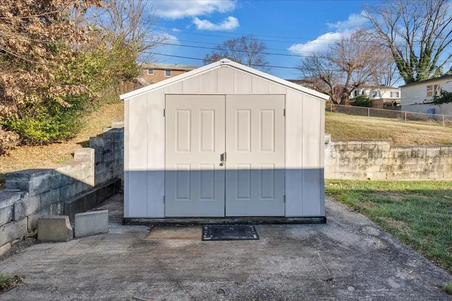 $259,950 | 163 Tampa Drive, Roanoke, VA 24019