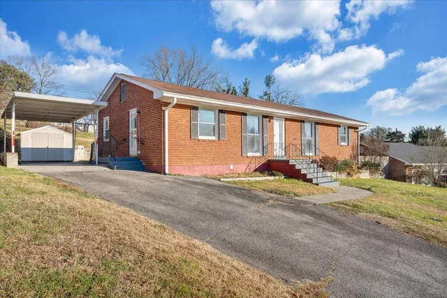 $259,950 | 163 Tampa Drive, Roanoke, VA 24019