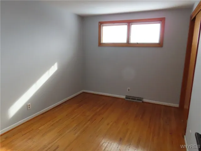 $239,900 | 5 Grand Prix Drive, Cheektowaga, NY 14227