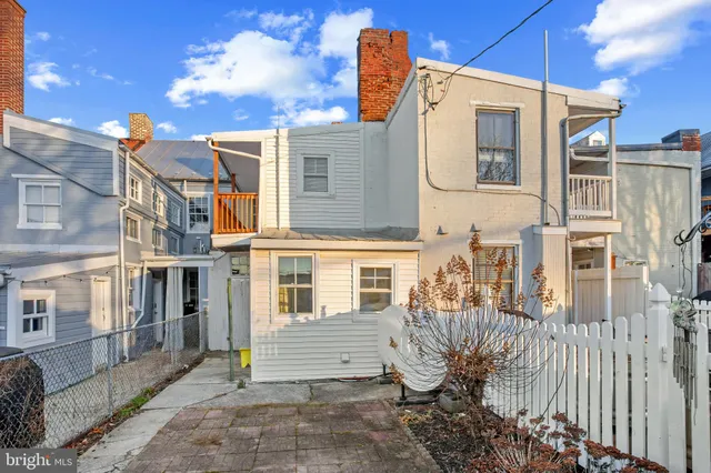$375,000 | 427 South Market Street, Frederick, MD 21701