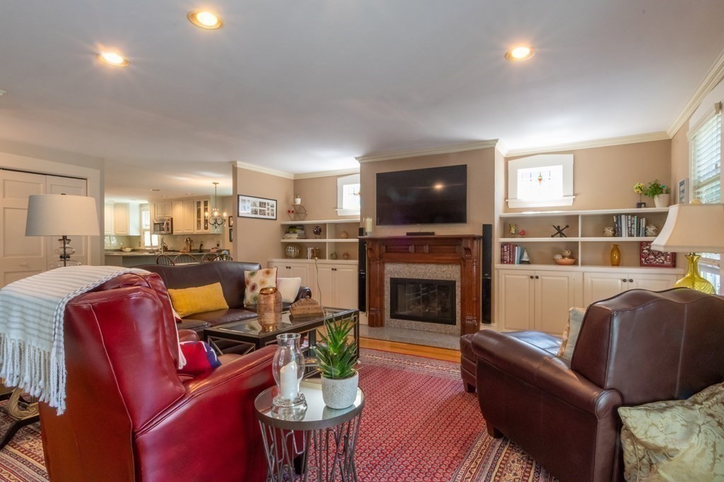 73 May Street Needham, MA 02492 - Photo 7 of 23 Gallery Image 7