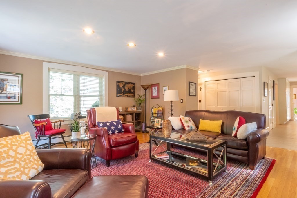 73 May Street Needham, MA 02492 - Photo 8 of 23 Gallery Image 8