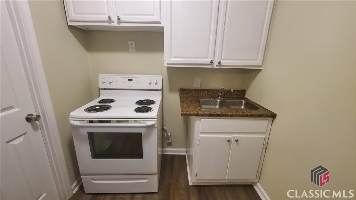 120 2nd Street Winder, GA 30680 - Photo 13 of 38