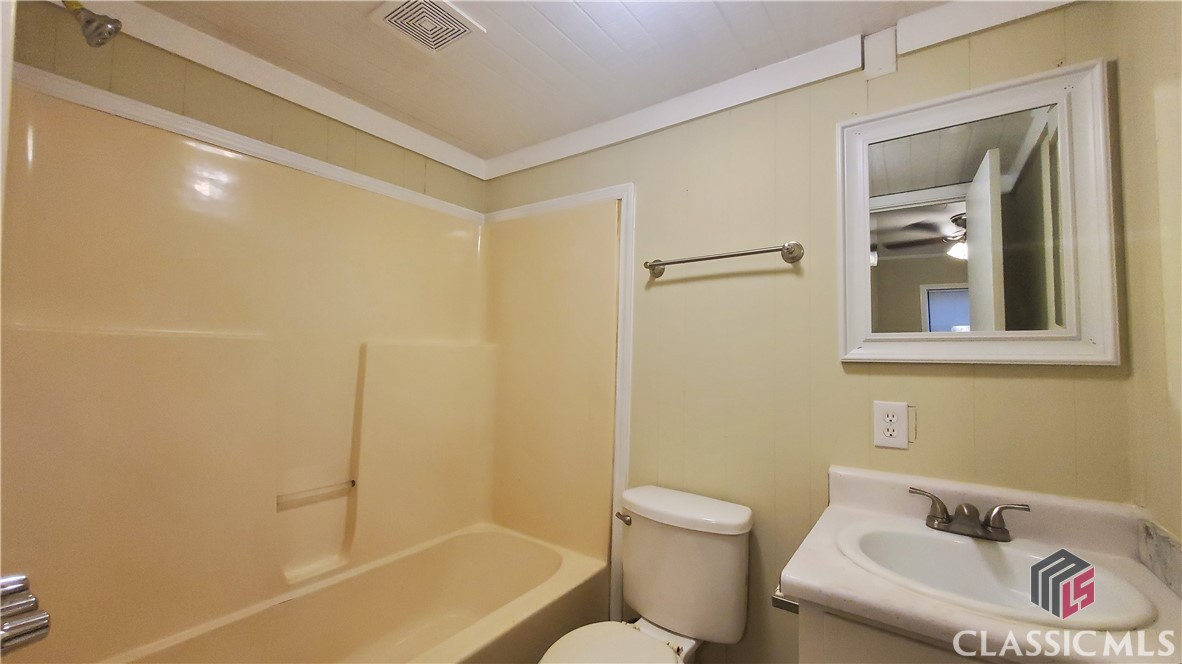 120 2nd Street Winder, GA 30680 - Photo 7 of 38