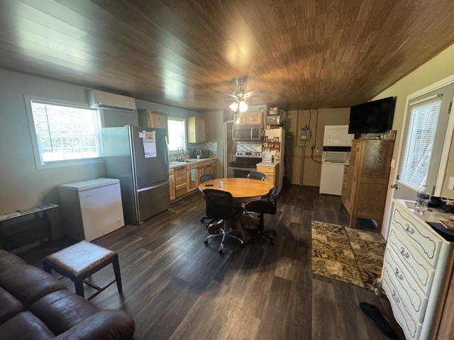149 Horseshoe Bend Road Linden, TN 37096 - Photo 39 of 45