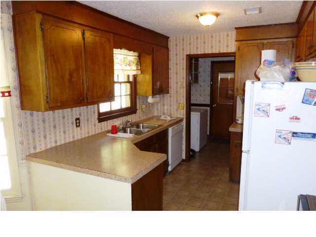 207 Heber Road Summerville, SC 29485 - Photo 4 of 20 Additional Photo